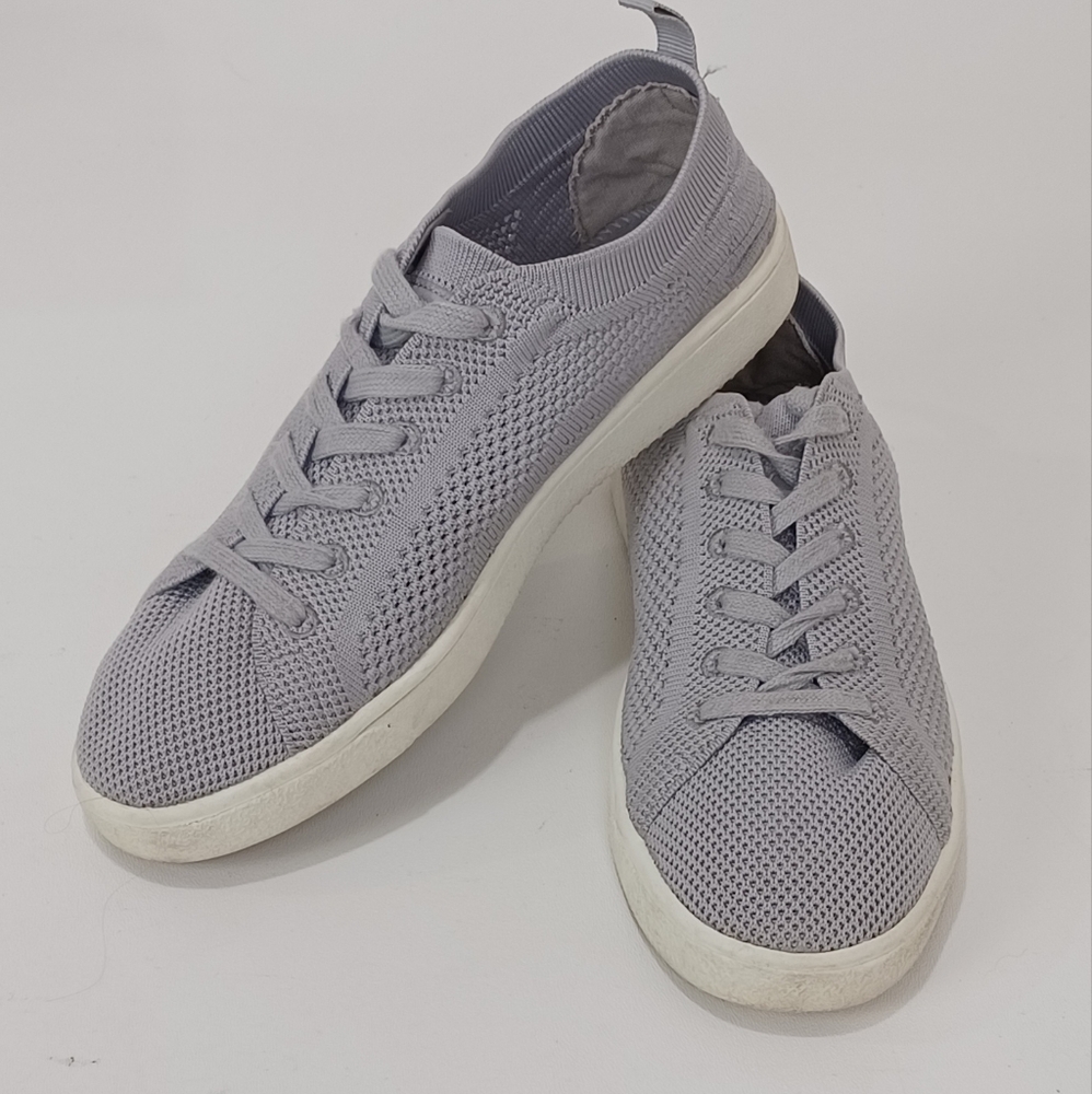 Gray and White Low-Top Sneakers with Knit-Like Finish!